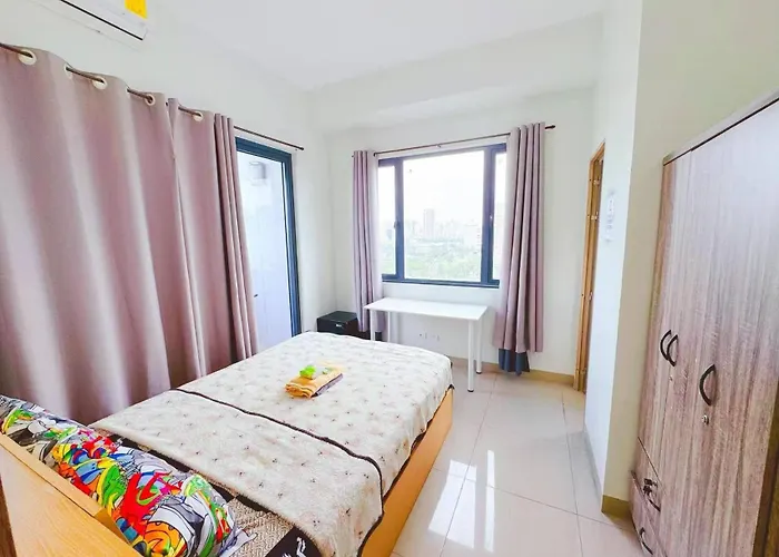 Center Near Mall Big 2 Bedroom 2 Restroom View Family-friendly Shore 2 Tower 1 Apartment